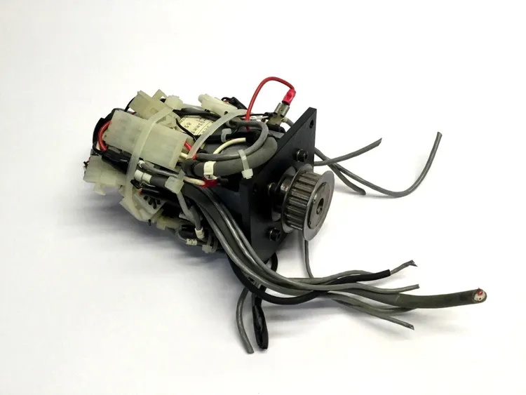Used YASKAWA MINERTIA MOTOR 29195-1 MINI SERIES Motors (misc) | Maverick Industrial Sales #1115308
