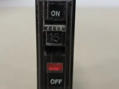 USED SQUARE D QO115