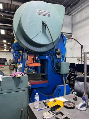 L&J 100 OBI / Gap Frame Press | Universal Press & Machinery (UPM) (3)