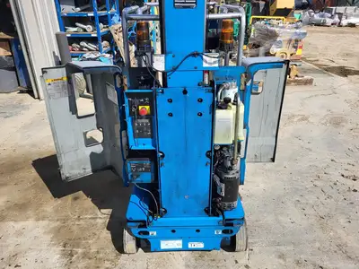 Used 2011 GENIE GR-20 Manlifts British Columbia CA | Lenmark #1426272