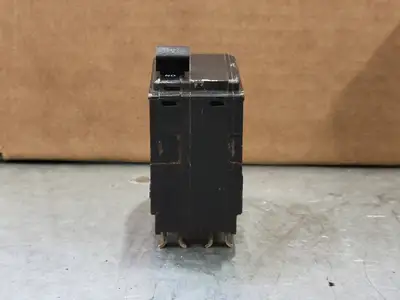 USED SQUARE D QO230