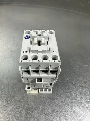 Allen Bradley 100-C09Z*10 Contactor (BIN-1.1.1)
