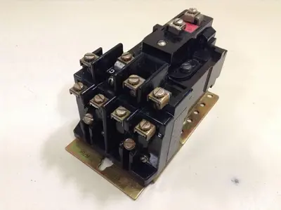 USED ALLEN BRADLEY 700-BR400