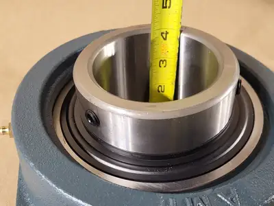NEW AMI BEARING UCFX17