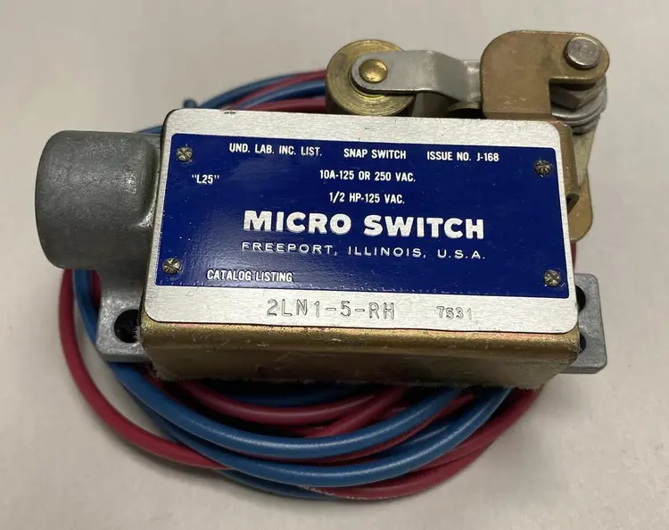 Used MICRO SWITCH 2LN1-5-RH Miscellaneous Equipment (Electrical & Power) | Surplus Asset Holdings #1188875