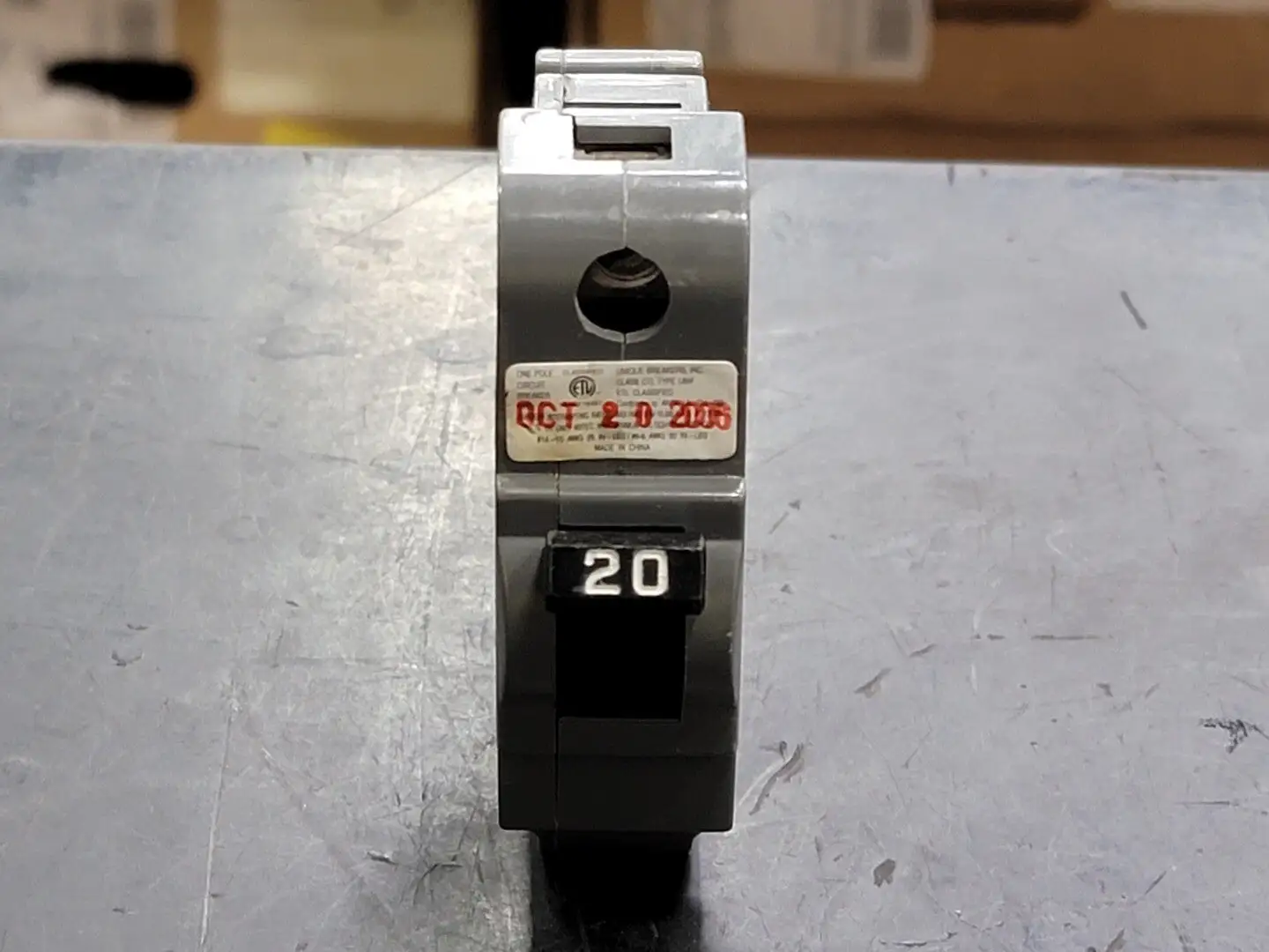 USED UNIQUE BREAKERS INC UBIF120