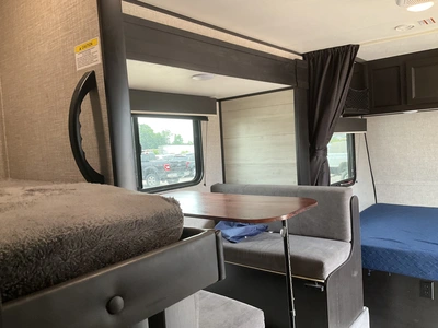 Used 2022 JAYCO JAY FLLIGHT Campers, Caravans, Motorhomes Michigan US | Miedema Asset Management Group #1321399