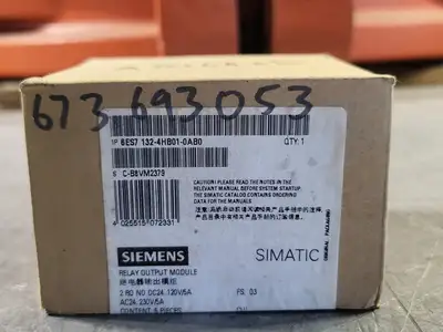 NEW SIEMENS 6ES7 132-4HB01-0AB0