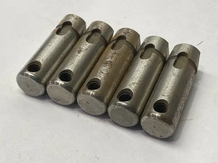 Used BOLZEN BOLZEN 3-010-02-1470 Bolts | Maverick Industrial Sales #1105843