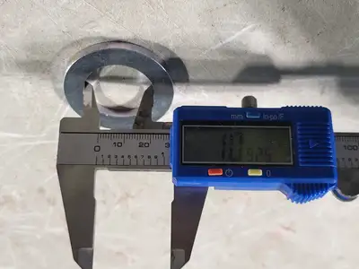 NEW KOMATSU VE4784
