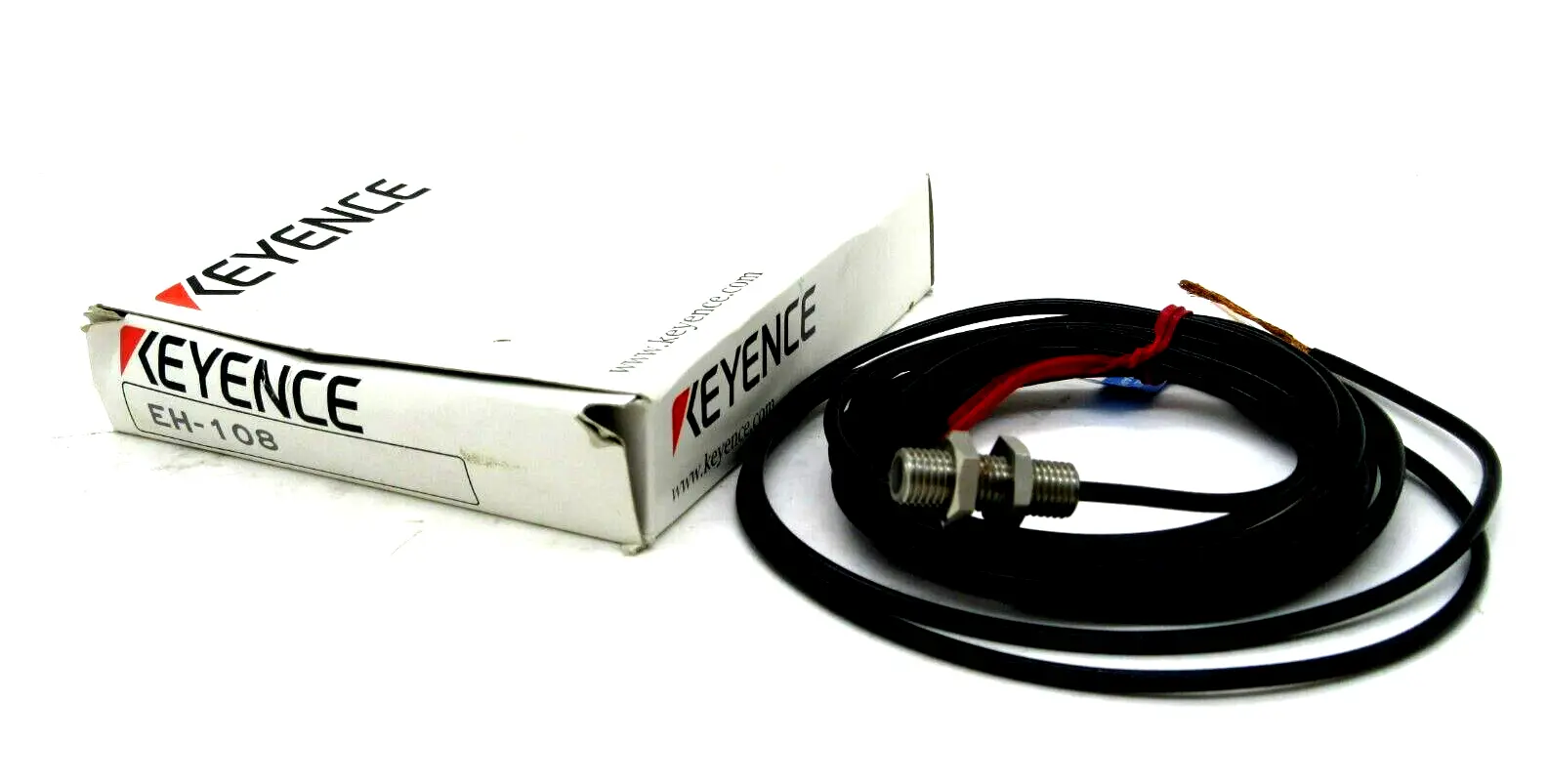 NEW KEYENCE EH-108 PROXIMITY SENSOR EH108
