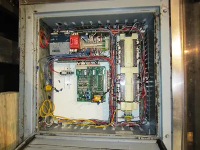 USED TRINE 4700
