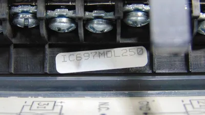 GE Fanuc IC697MDL250 Series 90-70 Input Module Used