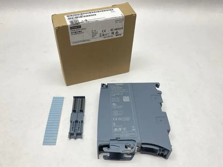 Used SIEMENS SIMATIC S7-1500 DIGITAL OUTPUT MODULE 24VDC PLC Input & Output | Maverick Industrial Sales #1098804