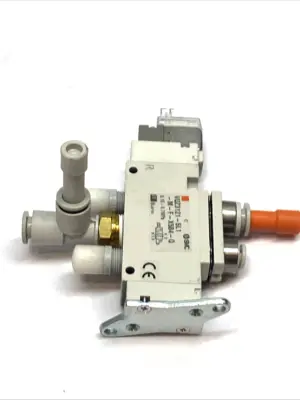 USED SMC 5-PORT SOLENOID VALVE 2-POSITION 24VDC