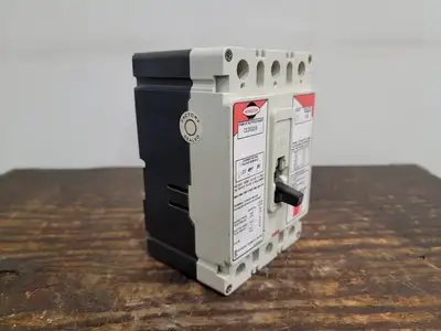 USED FEDERAL PIONEER CE3020B
