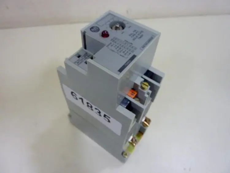 Used ALLEN BRADLEY 700-RTC00010U1 SER A Timers Michigan US | Ideal Machinery #762960