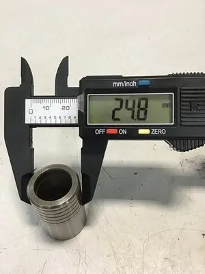 USED VICKERS 25-D10-30
