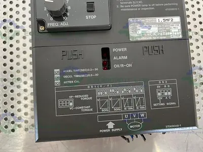USED HITACHI HFC-VWE 1.5MF2 INVERTER / VARIABLE FREQUENCY DRIVE 0.75 KW, 5 AMPS, 1 PH