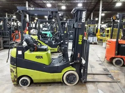 USED 2020 CLARK C15C