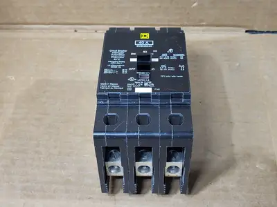 NEW SQUARE D EDB36040
