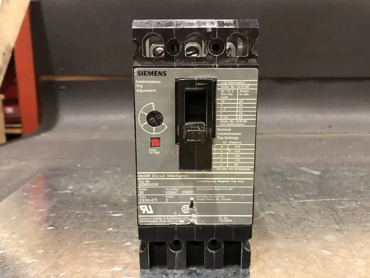 Used SIEMENS ED63A030 Switchgears British Columbia CA | Lenmark #241014