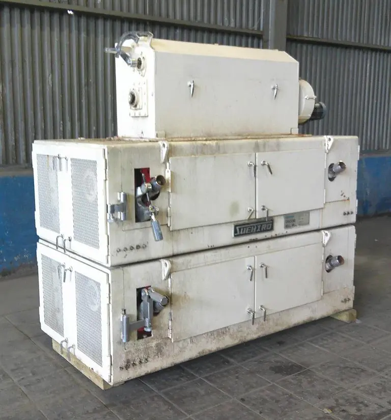 SPC9143  Mill 250mm dia. x 1240mm long Suehiro 4 roll mill 2 x 20 hp, CS