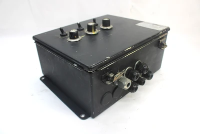 Feeding Concepts Inc. AF302 Hopper Bowl Inline Control Feeder