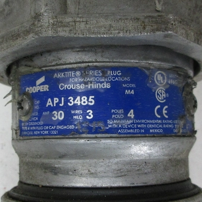 Cooper Crouse-Hinds APJ3485 30 Amp Plug