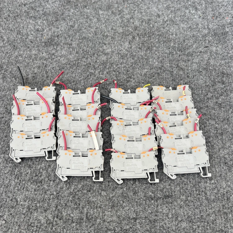 Used Eaton ["QT1.5", "QT 1,5"] Terminal Blocks California US | Davliegogo LLC #1705856
