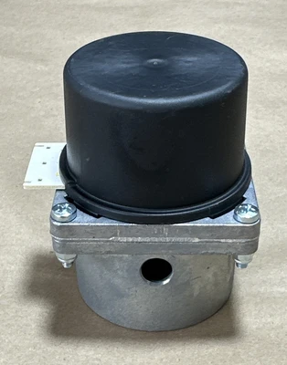 NEW Nordson 7013909
