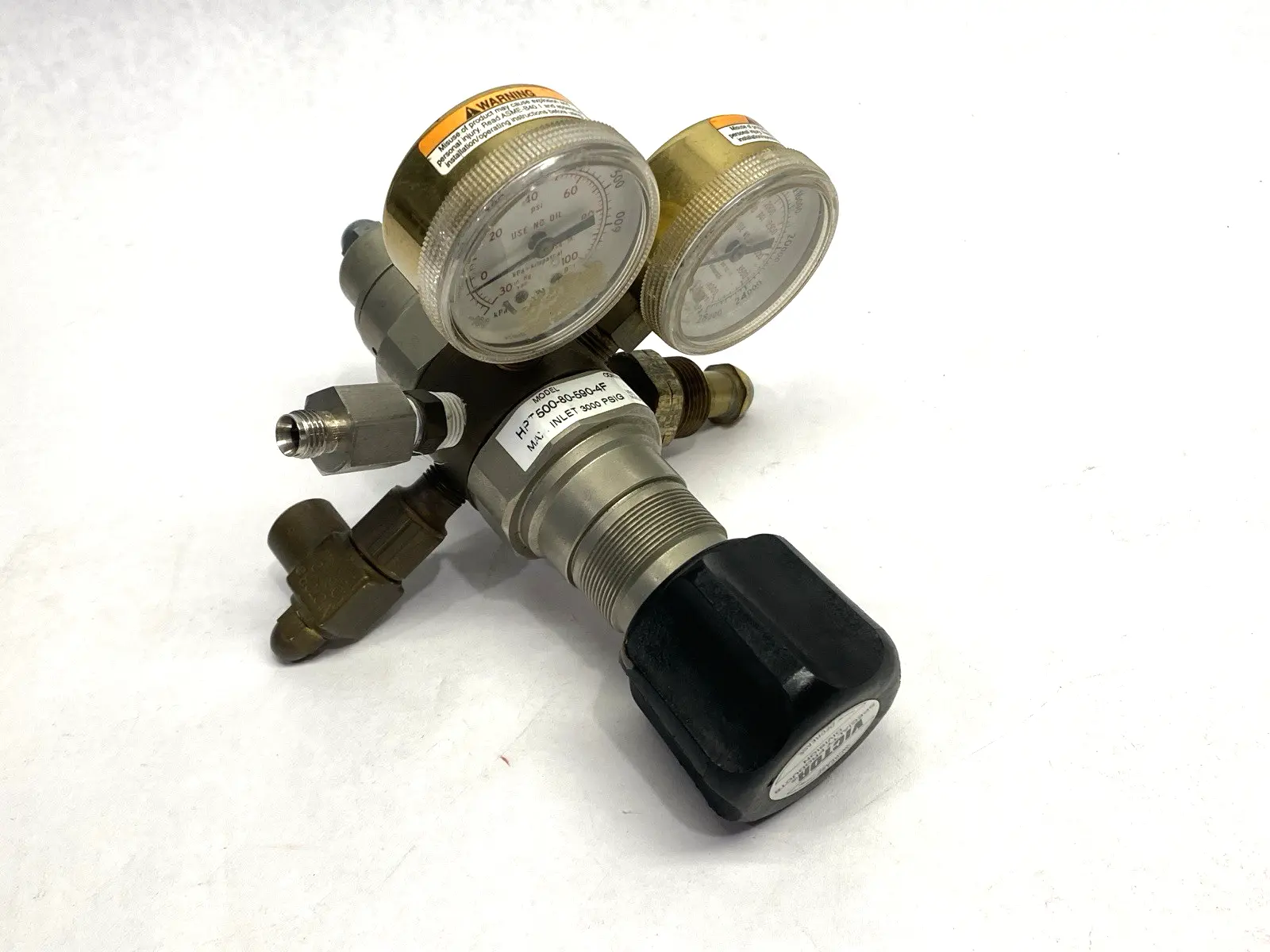 USED VICTOR COMPRESSED GAS REGULATOR 1/4" NPT