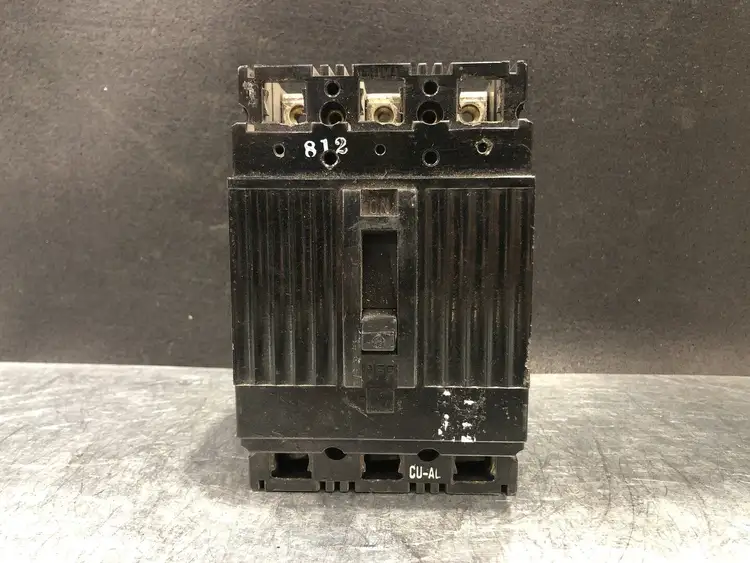 Used GENERAL ELECTRIC TE132100 Switchgears British Columbia CA | Lenmark #244052