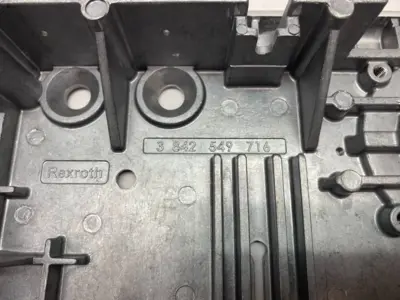 USED BOSCH REXROTH DRIVE CASING AS 2 RIGHT