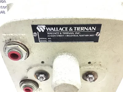 Wallace & Tiernan 5221M42008XXIDI26SX Varea-Meter Pneumatic Transmitter