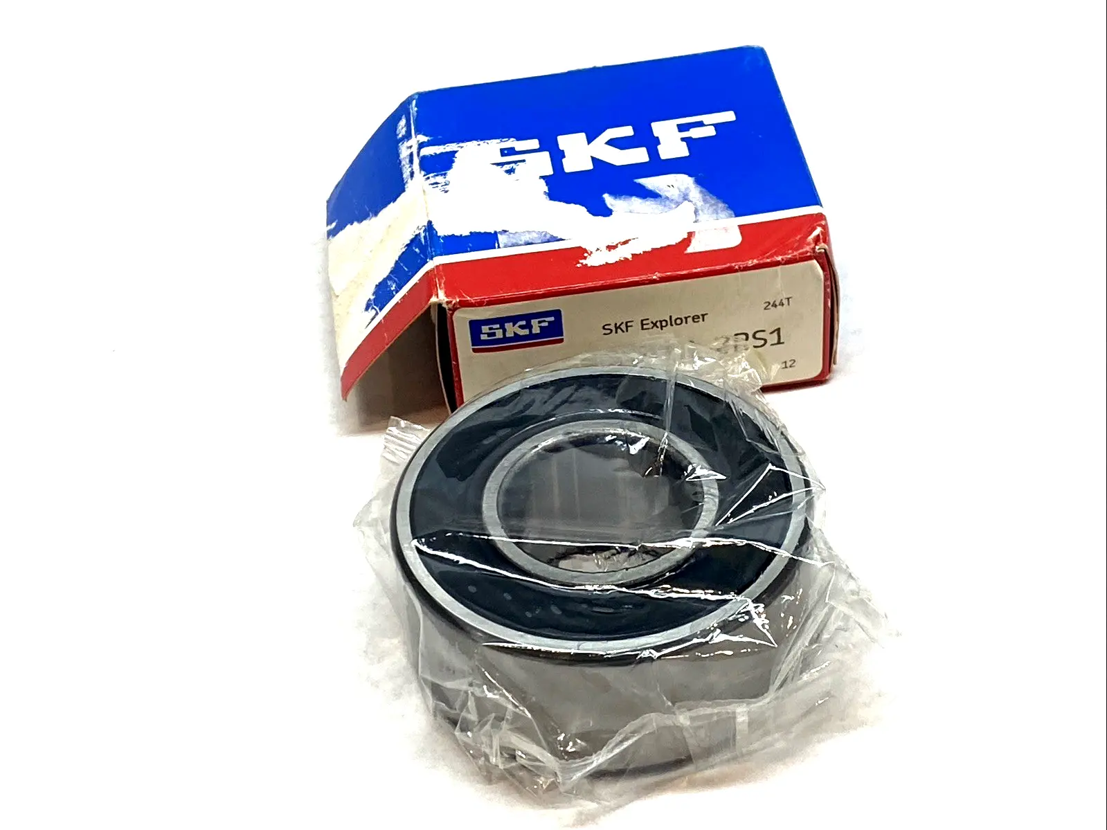 NEW SKF ANGULAR CONTACT BEARING 40X90X36.5MM DOUBLE ROW SEALED