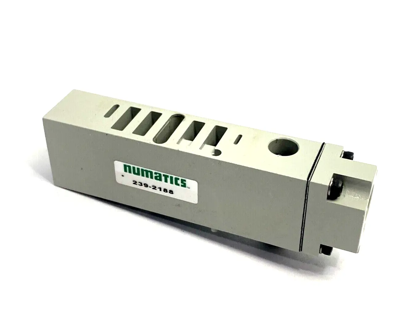 239-2188 | Numatics  Sandwich Pressure Block 1/8" NPT - Used