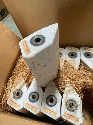 Lot of 10 Carborundum BR20 AA30 G8 V40 Grinding Stones Wheels Segment New