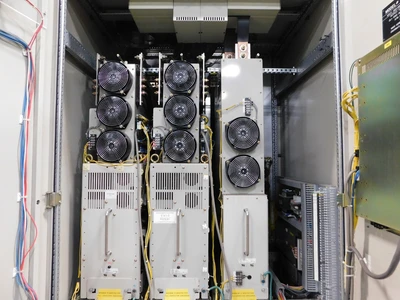 Used Yaskawa G5U-4400 Variable Speed Drives Ohio US | Equipment Recovery Corp. #1330406