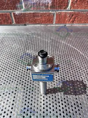 USED WEDGEWOOD TECHNOLOGY B605FENNNT1C--- FLOW THROUGH SENSOR