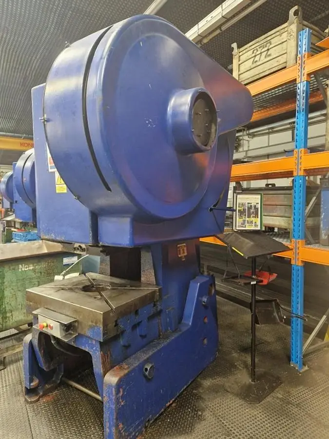 Used 1981 SMERAL LEN 63 C C-Frame Presses CZ | Amaron s.r.o. #1485519