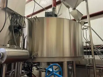 USED 2015 SPECIFIC MECHANICAL STEAM FIRED 40 BBL 3-VESSEL BREWHOUSE