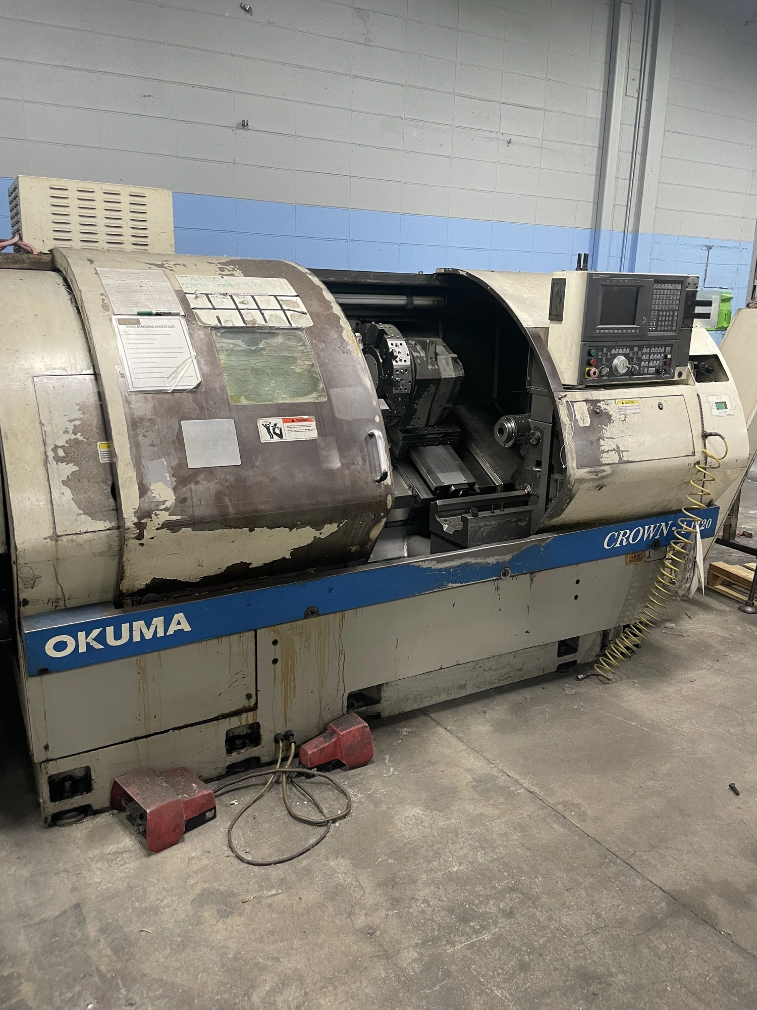 USED OKUMA CROWN 769