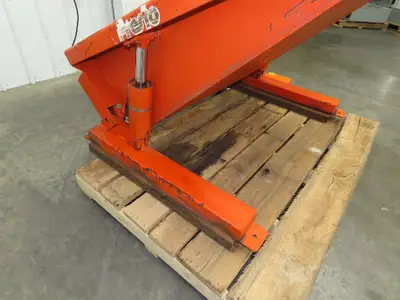 Presto TZ44-20 Container Tilter Tipper 45° 2000lbs 120V 44x48" Top Tote Drive On