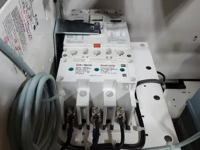 USED EATON SVX015A1-5A4N1