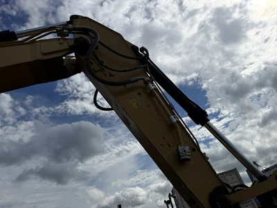 Used 2023 CAT 325 Crawler Excavators Michigan US | Miedema Asset Management Group #1483288