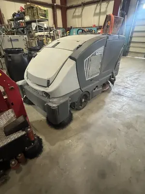 Used 2018 NILFISK CS7000 48D Washers/Scrubbers Michigan US | Aucto #1335125