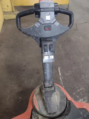 USED TOYOTA 8HBW30