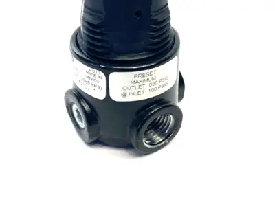 Used Parker Pneumatic Regulator 1/4" NPT Ports 300psi Max Pressure Air Pressure Regulators Michigan US | Maverick Industrial Sales #1389795