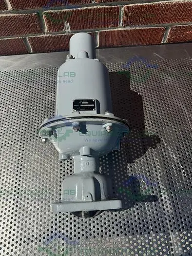Used ITT 3225 PNEUMATIC VALVE ACTUATOR AIR MOTOR W/ 6" FLANGE FITTING Valves/Fittings California US | Equipment Lab #485770